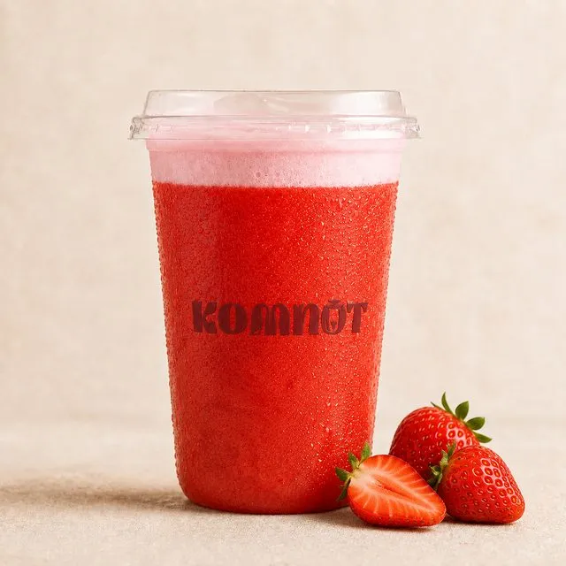 Клубника, 500 мл · с сырной пенкой